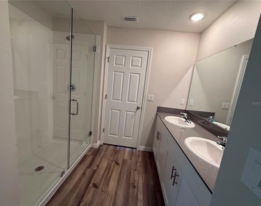 7909 Peacelily Avenue - Photo Thumbnail 25