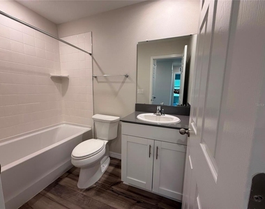 7909 Peacelily Avenue - Photo Thumbnail 16