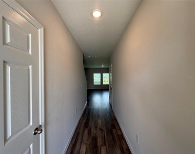 7909 Peacelily Avenue - Photo Thumbnail 9