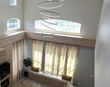 734 Monroe Circle - Photo Thumbnail 7