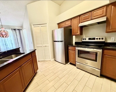 4607 Gate Place - Photo Thumbnail 13