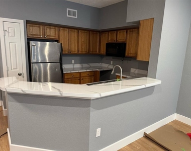 13001 Mulberry Park Drive - Photo Thumbnail 3