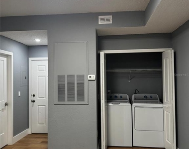 13001 Mulberry Park Drive - Photo Thumbnail 9