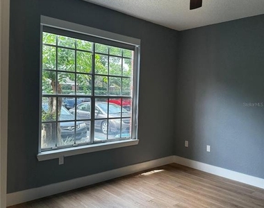 13001 Mulberry Park Drive - Photo Thumbnail 8