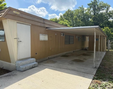6954 Pompeii Road - Photo Thumbnail 5