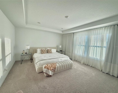 2252 Gold Summit Street - Photo Thumbnail 5