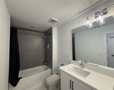 2252 Gold Summit Street - Photo Thumbnail 10