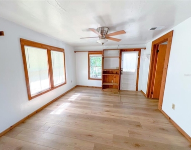 25825 W Newberry Road - Photo Thumbnail 1