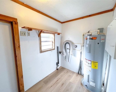25825 W Newberry Road - Photo Thumbnail 12