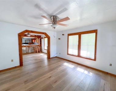 25825 W Newberry Road - Photo Thumbnail 2