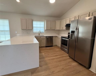 11348 Nw 31st Lane - Photo Thumbnail 11
