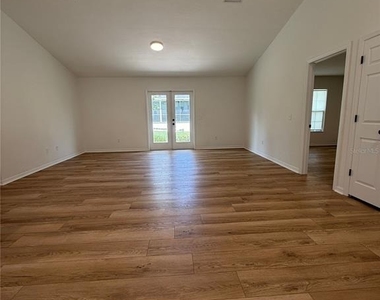 11348 Nw 31st Lane - Photo Thumbnail 4