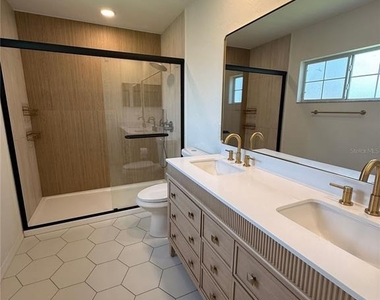 11348 Nw 31st Lane - Photo Thumbnail 18