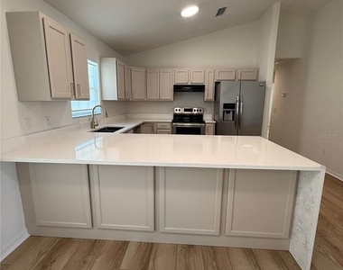 11348 Nw 31st Lane - Photo Thumbnail 10