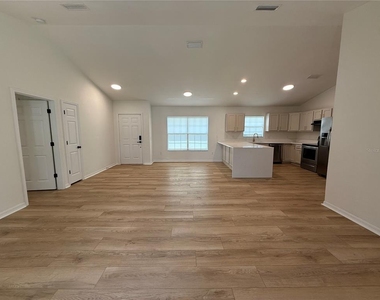 11348 Nw 31st Lane - Photo Thumbnail 7