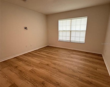 11348 Nw 31st Lane - Photo Thumbnail 16
