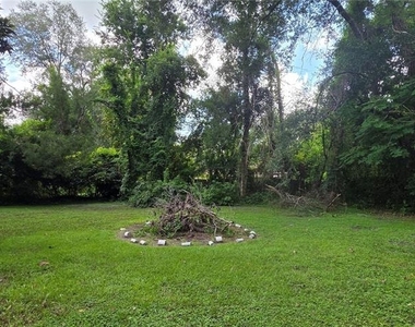 17451 Southside Court - Photo Thumbnail 16