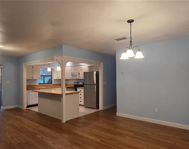 17451 Southside Court - Photo Thumbnail 1