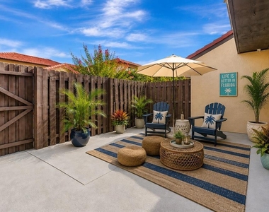 501 Hunter Circle - Photo Thumbnail 34