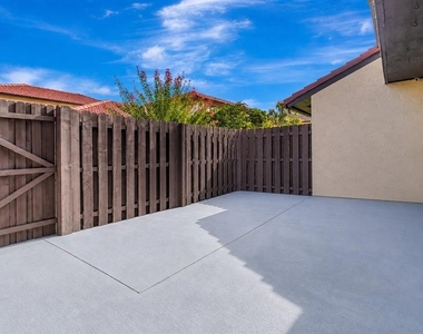 501 Hunter Circle - Photo Thumbnail 31