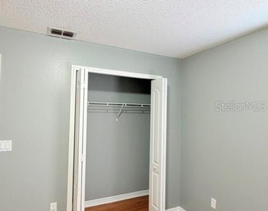 12 Fallen Oak Lane - Photo Thumbnail 29