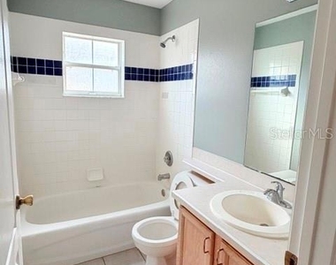 12 Fallen Oak Lane - Photo Thumbnail 32