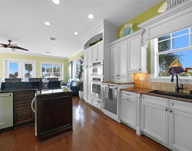 6751 Portside Lane - Photo Thumbnail 17