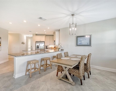 7930 34th Avenue W - Photo Thumbnail 10