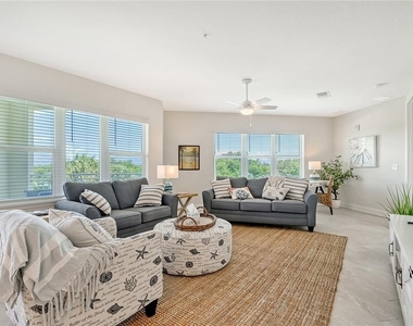 7930 34th Avenue W - Photo Thumbnail 13