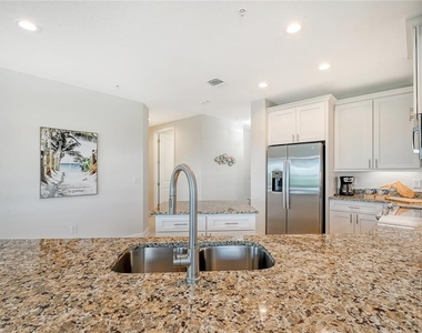 7930 34th Avenue W - Photo Thumbnail 8