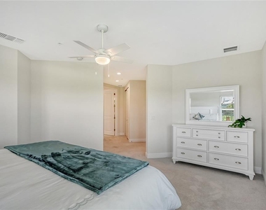 7930 34th Avenue W - Photo Thumbnail 20