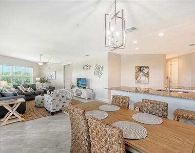 7930 34th Avenue W - Photo Thumbnail 11