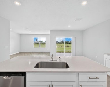 10924 Rabbit Grove Trail - Photo Thumbnail 8