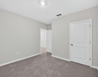 10924 Rabbit Grove Trail - Photo Thumbnail 34