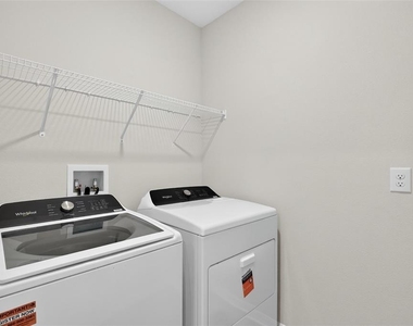 10924 Rabbit Grove Trail - Photo Thumbnail 35