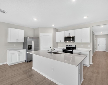 10924 Rabbit Grove Trail - Photo Thumbnail 5