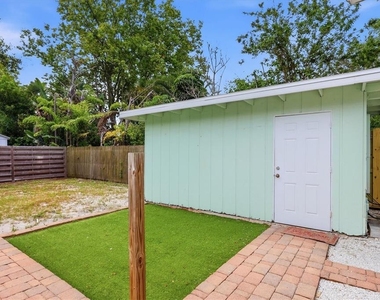2151 Euclid Terrace - Photo Thumbnail 29
