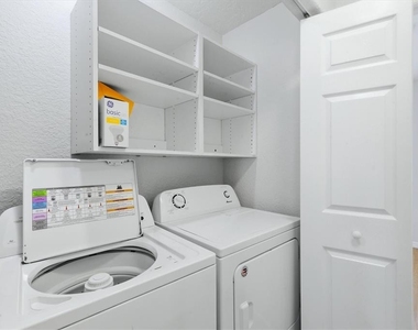 2151 Euclid Terrace - Photo Thumbnail 27