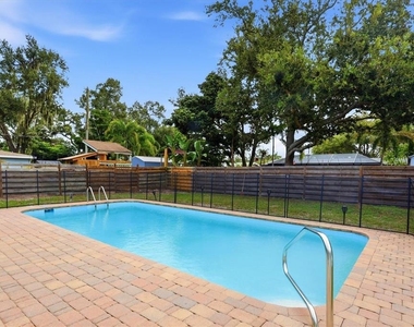 2151 Euclid Terrace - Photo Thumbnail 1