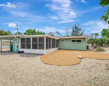 4626 Gleason Avenue - Photo Thumbnail 36