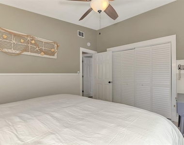 4626 Gleason Avenue - Photo Thumbnail 25