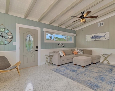 4626 Gleason Avenue - Photo Thumbnail 7