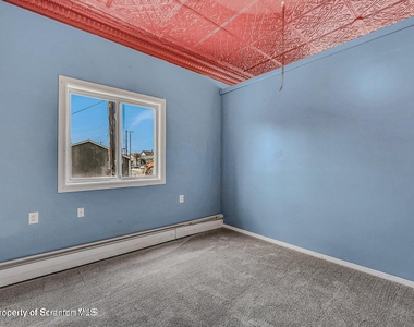 1200 Main Street - Photo Thumbnail 15