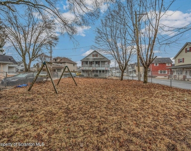1200 Main Street - Photo Thumbnail 3