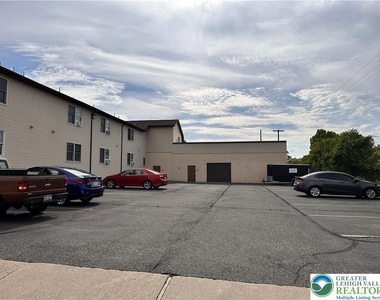 55 Lehigh Street - Photo Thumbnail 14