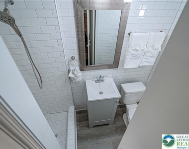 757 Benton Street - Photo Thumbnail 15