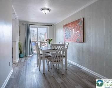 757 Benton Street - Photo Thumbnail 3