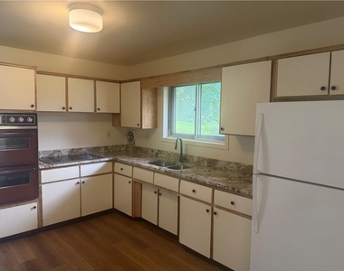 3410 Lehigh Street - Photo Thumbnail 2