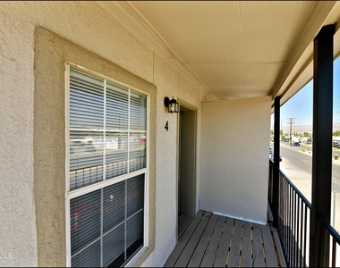 6806 Alameda Avenue - Photo Thumbnail 7