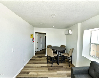 6806 Alameda Avenue - Photo Thumbnail 6